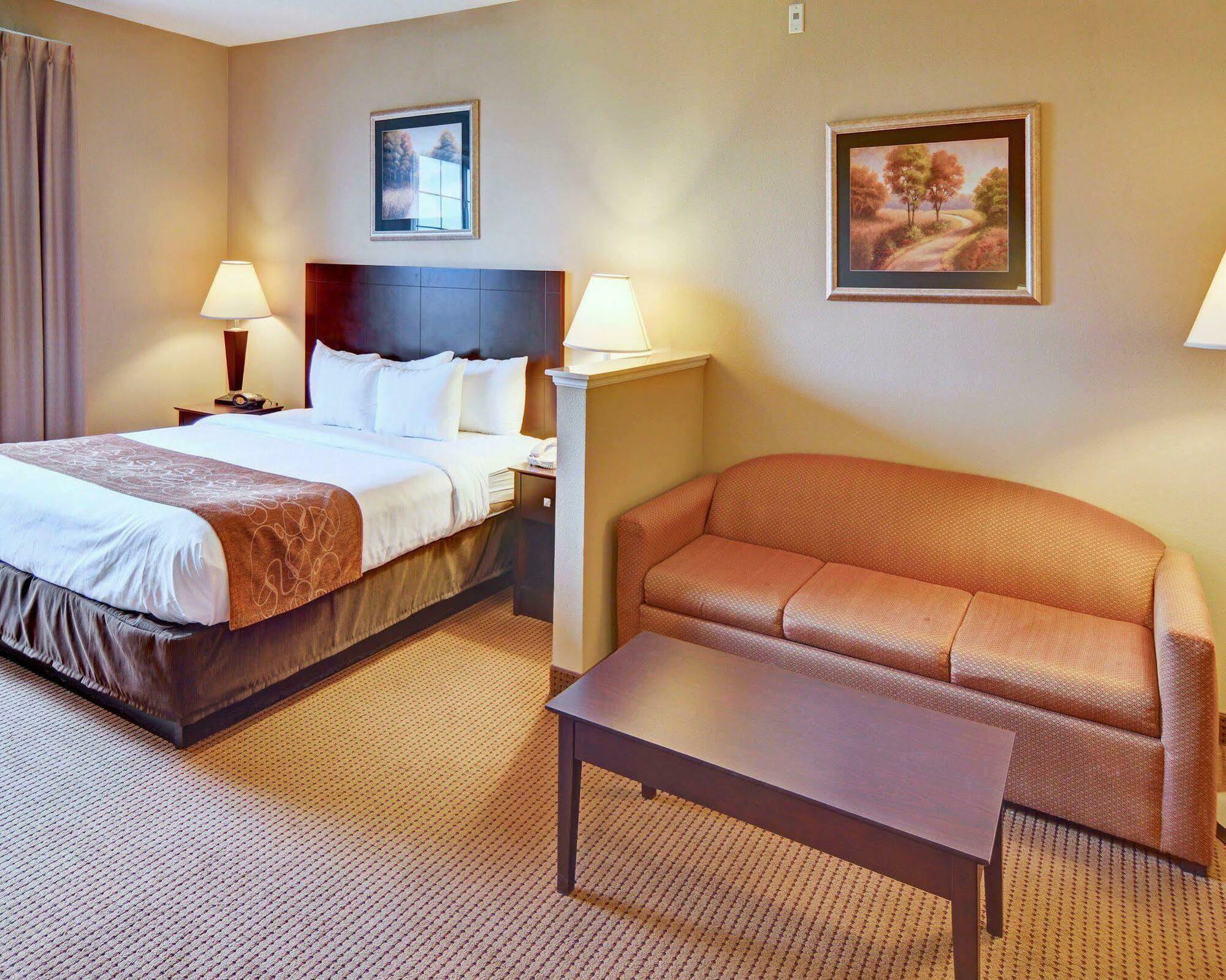Comfort Suites Roanoke - Fort Worth North Exterior photo